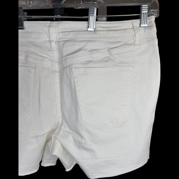 Candace Cameron Bure White Distressed Shorts 16P Petite NWOT Cotton Blend - Picture 7 of 11